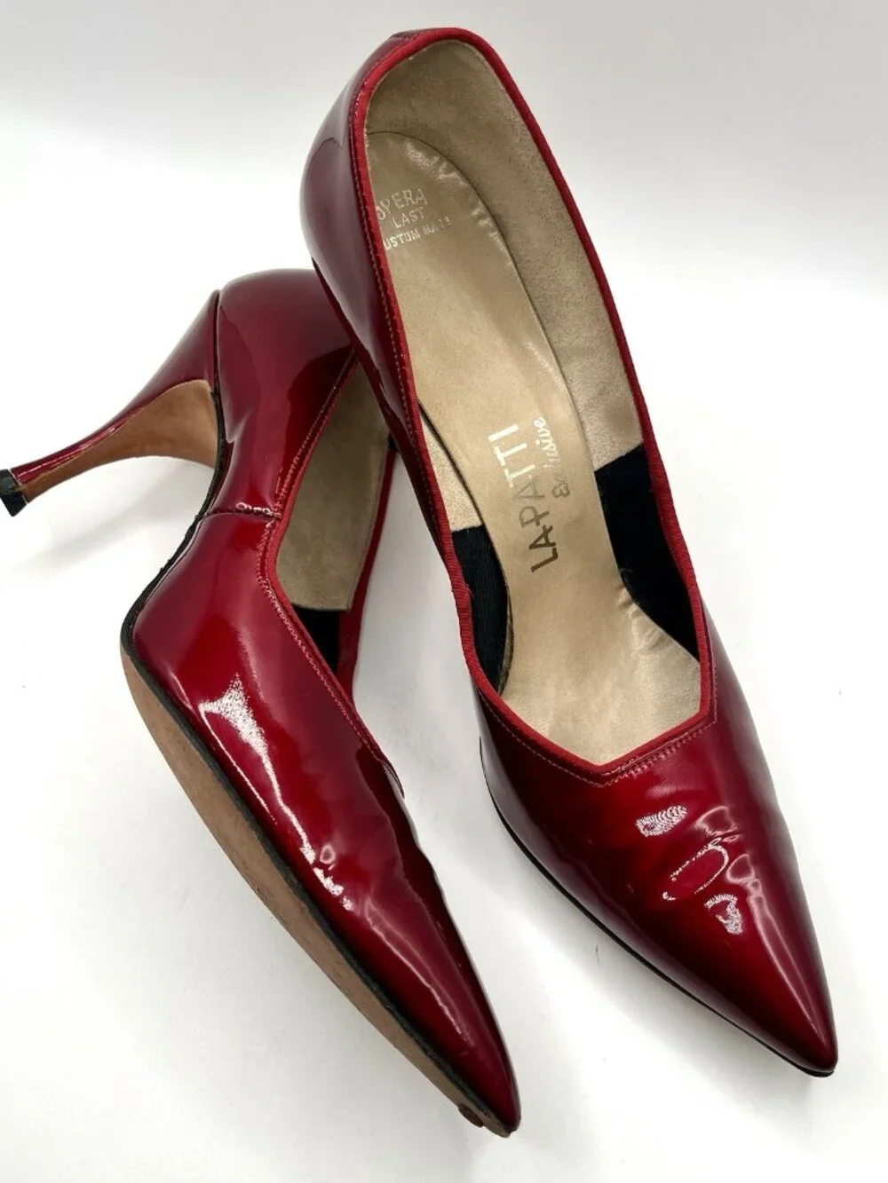 Vintage Red Vinyl Stiletto Heels La Patti Pointed Toe Glossy Size 8 Pinup Sexy